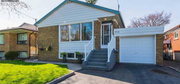 MAIN - 3715 ST CLAIR AVENUE E, Toronto (Cliffcrest), Ontario 