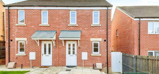 2 bed semi-detached house for sale