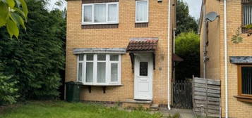 3 bedroom detached house to rent