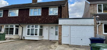 5 bedroom terraced house to rent