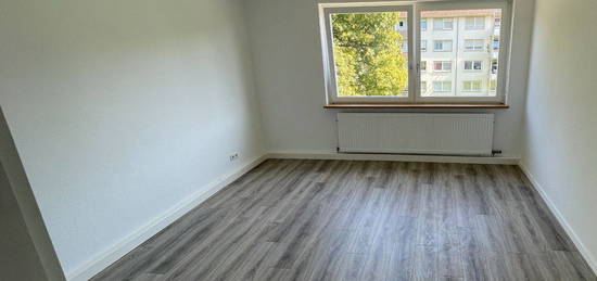 Moderne 2-Zimmer-Wohnung mit Balkon – Frisch Renoviert