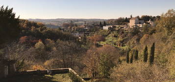 Grand appartement avec vue sur la vallée