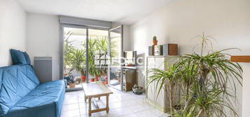 APPARTEMENT 2 PIECES AVEC TERRASSE ET PARKING SOUS-SOL