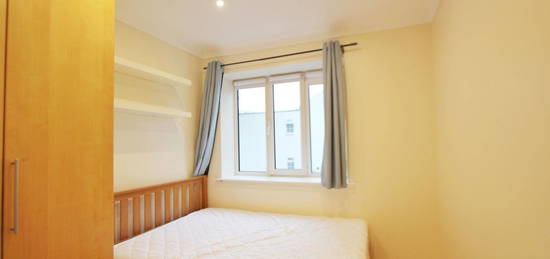 2 bed flat to rent