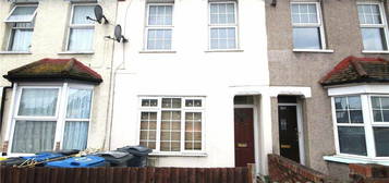 2 bedroom terraced house