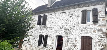 Maison 2 étages  à vendre, 6 pièces, 4 chambres, 140 m²