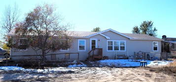 857 S Saki Dr, Pueblo West, CO 81007