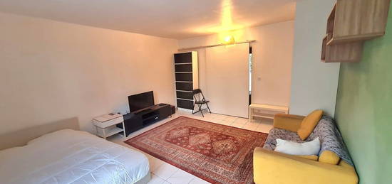 Appartement meublé  à louer, 4 pièces, 3 chambres, 71 m²