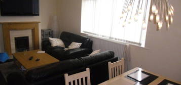 Property to rent in Grove Lane, Harborne, Birmingham B17