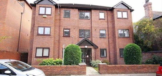 Flat to rent in Hesketh Court, Hesketh Avenue, Manchester M20