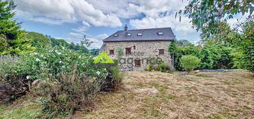 Maison en pierre 3 étages  à vendre, 6 pièces, 4 chambres, 170 m²