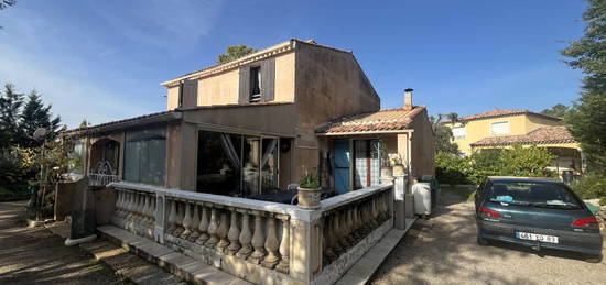 Villa 1 étage  à vendre, 8 pièces, 5 chambres, 134 m²