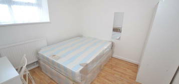 1 bedroom flat share