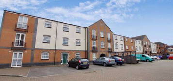 Flat to rent in 2 Bedroom Flat To Rent, St. Austell Way, Churchward SN2