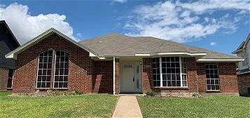 1509 Wesley Dr, Mesquite, TX 75149