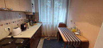 Vand apartament 2 cam -zona Podgoria