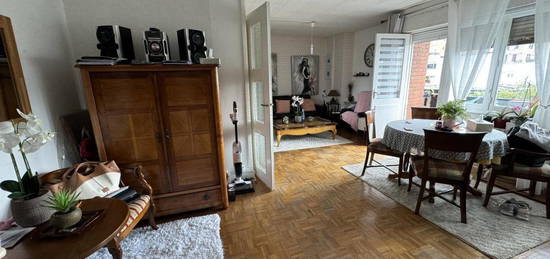 Appartement  à vendre, 4 pièces, 3 chambres, 77 m²