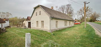 Prodej  rodinného domu 94 m², pozemek 1 722 m²