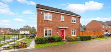 4 bed detached house for sale