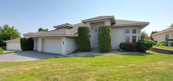 3505 S Johnson St, Kennewick, WA 99337