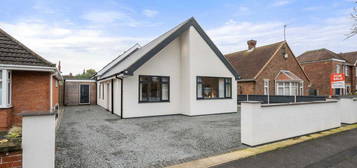 4 bedroom detached bungalow for sale