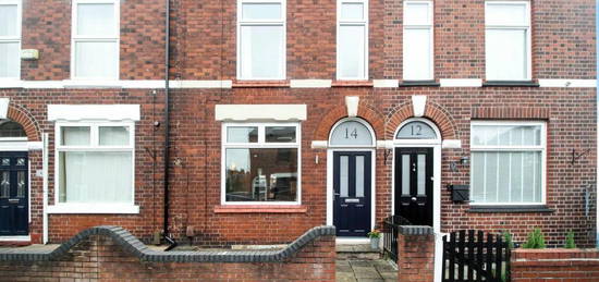 2 bedroom terraced house for sale