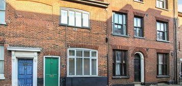 1 bedroom ground floor flat