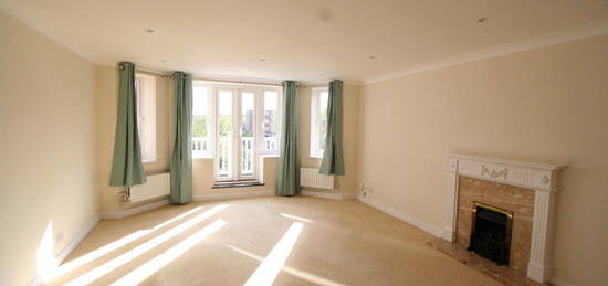 2 bed flat to rent