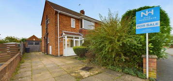 3 bedroom semi-detached house for sale