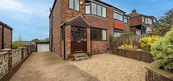 3 bed semi-detached house for sale