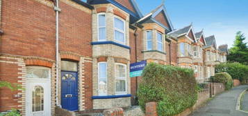 5 bedroom terraced house