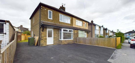 3 bedroom semi-detached house to rent