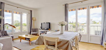 T4 au coeur de Caudéran avec garage , balcon et cave