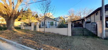 Casa Alquiler Anual 2 Dormitorios Villa Carlos Paz
