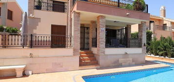 Chalet en Algorfa