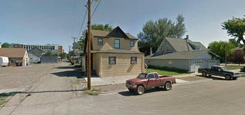 110 N 9th St, Miles City, MT 59301