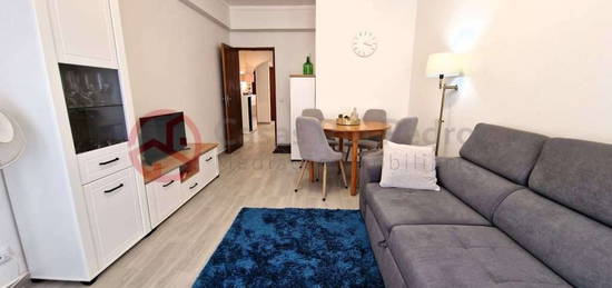 Apartamento T2 em Quarteira, Rua do Comércio