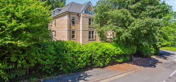 3 bed flat for sale