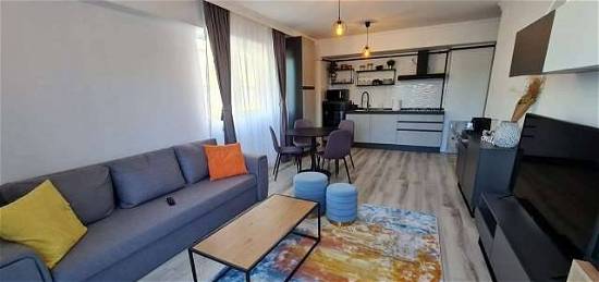Exklusive, sanierte 1,5-Zimmer-Wohnung mit EBK in Augsburg