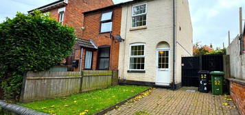 2 bedroom semi-detached house for sale