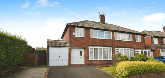 3 bedroom semi-detached house for sale