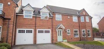 6 bedroom semi-detached house to rent