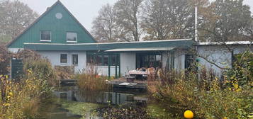 Von Privat, 180 Wfl. 1000m2 Grdstk, Pool, Teich, 2xCarport, Kamin