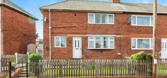 2 bedroom semi-detached house for sale