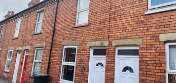 2 bedroom terraced house