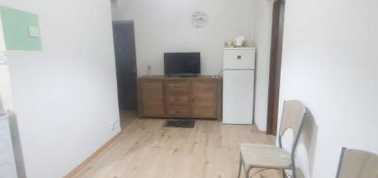 De vanzare apartament 2 camere/ zona Eroii Revolutiei