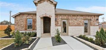 3101 Clydesdale Dr, Alvin, TX 77511