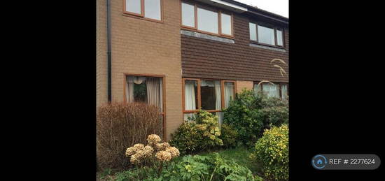 3 bedroom semi-detached house