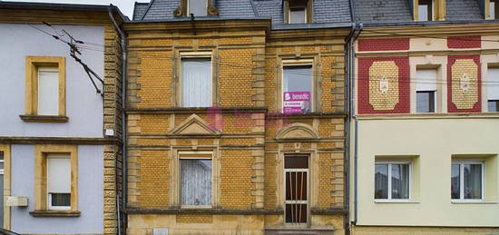 Maison  à vendre, 5 pièces, 3 chambres, 134 m²