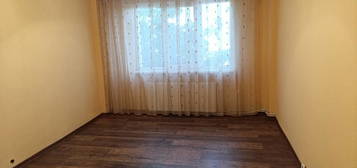 Vând apartament cu 2 camere, zona centrală